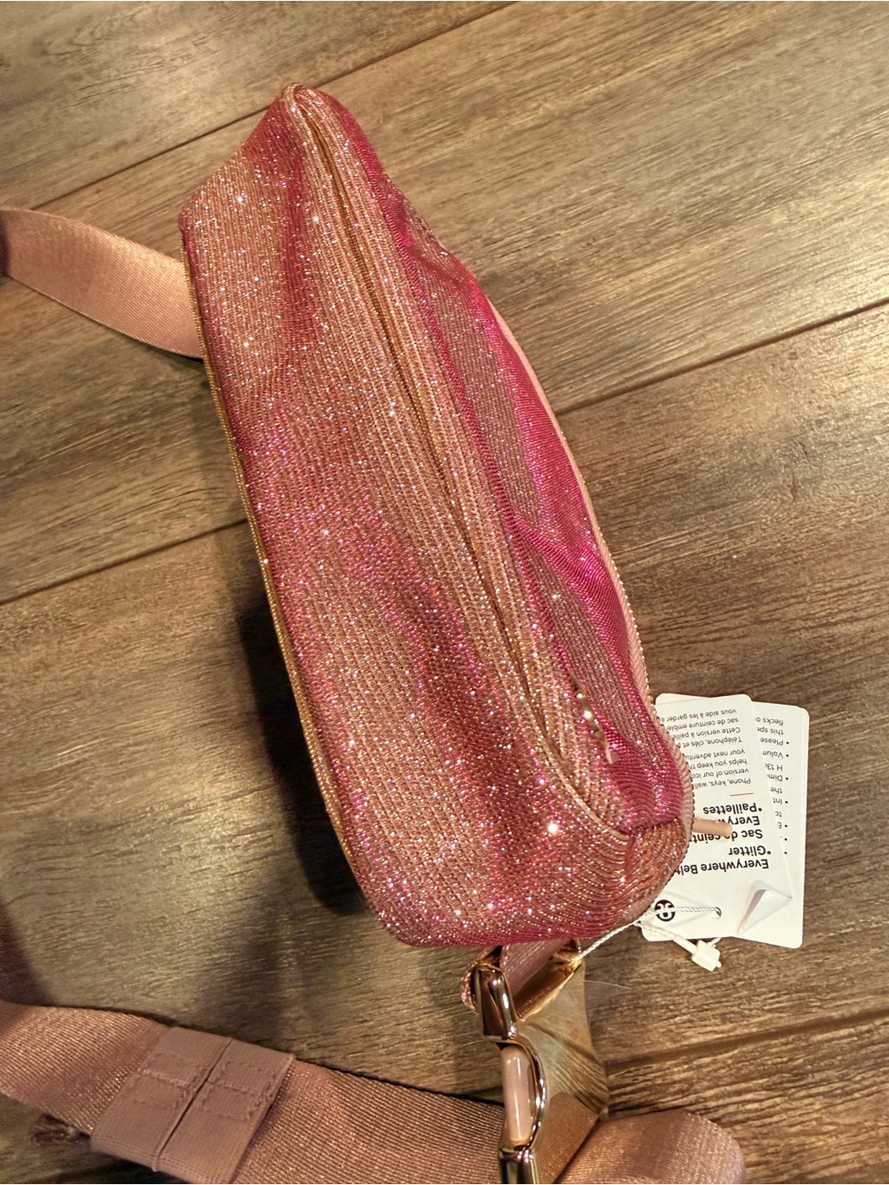New with tags Lululemon Everywhere Belt Bag *Glitter in a pretty pink/rose gold - Picture 2 of 5